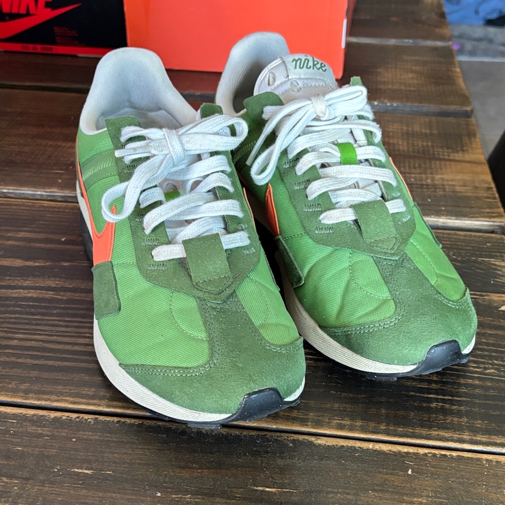 Nike AIR MAX Olive and Tangerine Athletic Shoes